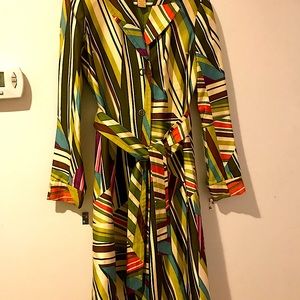 VINTAGE MAX AZRIA COLLECTION TRENCH COAT